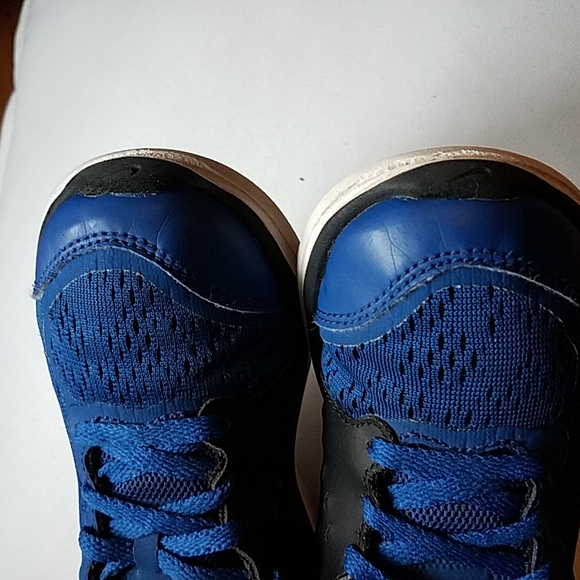 Nike Flex 2017 RN Kids Athletic Shoes size 12.5 - Picture 8 of 13